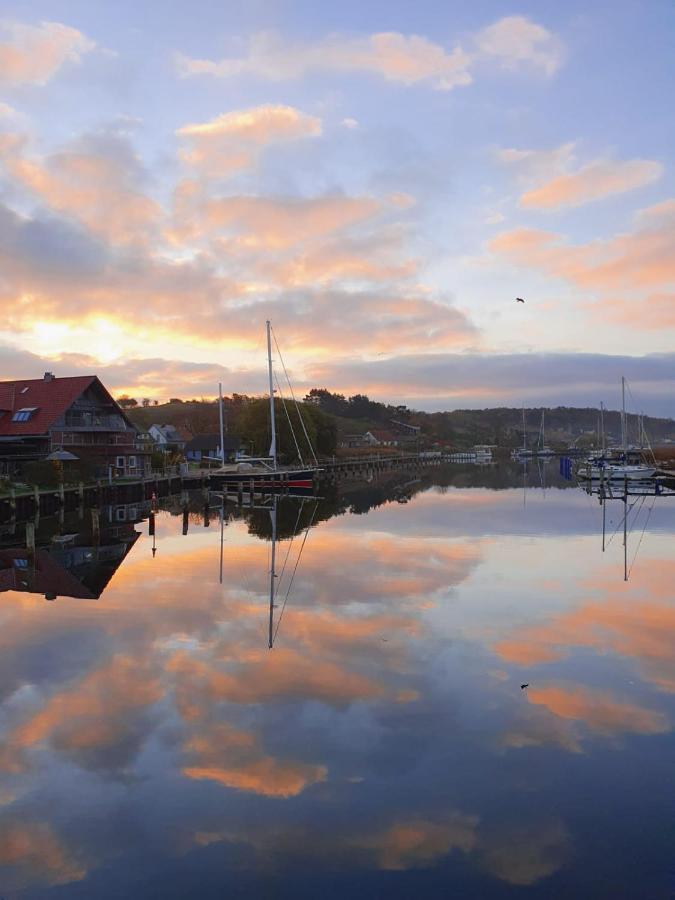 Ferienhaus Am Yachthafen Sellin  Bagian luar foto