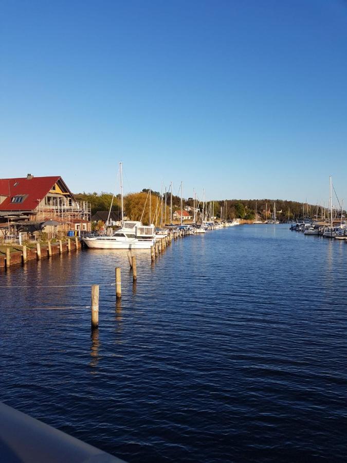 Ferienhaus Am Yachthafen Sellin  Bagian luar foto